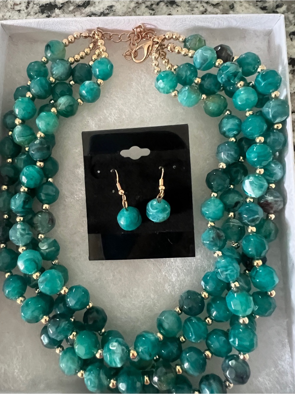 Elegant Green Beaded Necklace and Earring Set